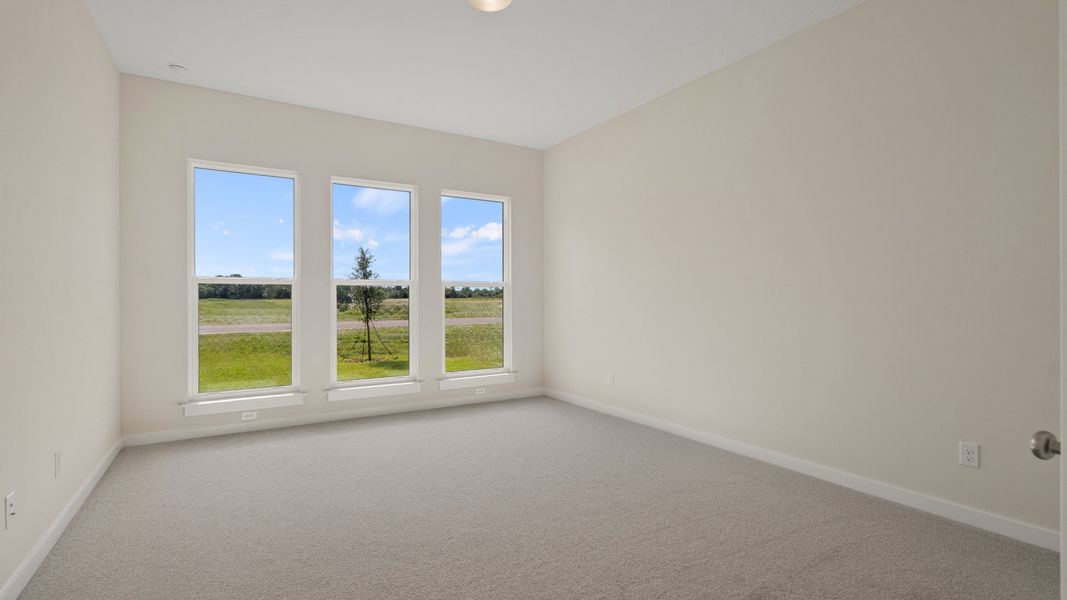 Spacious, unfurnished interior of a new home in Turnleaf, Punta Gorda (Image 16). Spacious, unfurnished interior of a new home in Turnleaf, Punta Gorda (Image 16).