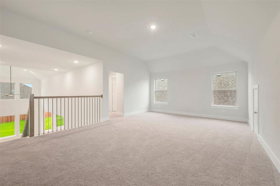 Spacious, unfurnished interior of a new home in Lilyana, Celina (Image 32). Spacious, unfurnished interior of a new home in Lilyana, Celina (Image 32).