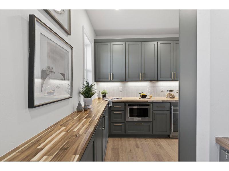 Furnished interior view inside a new home in , Severance (Image 7).