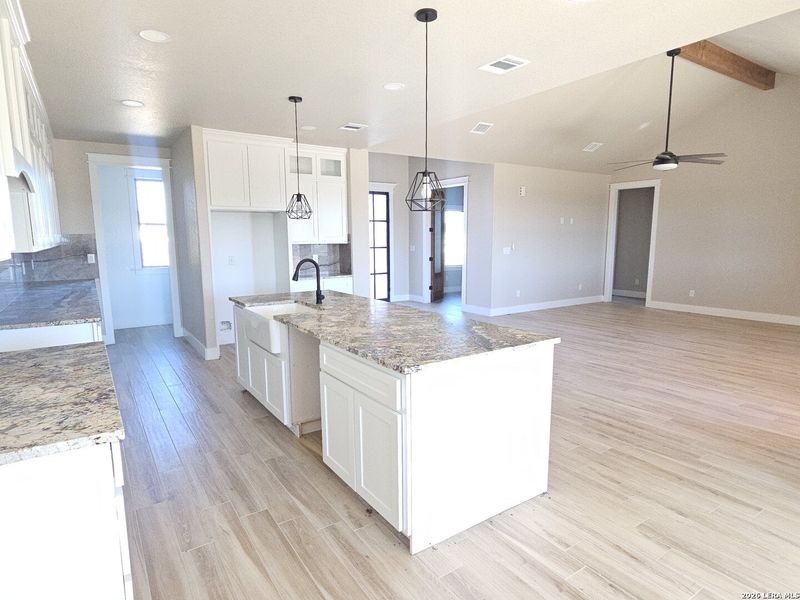 Furnished interior view inside a new home in , Bandera (Image 11).