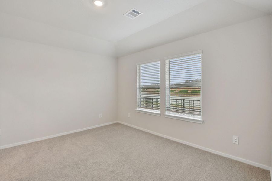 Spacious, unfurnished interior of a new home in Granger Pointe - Traditional Series, Conroe (Image 29).