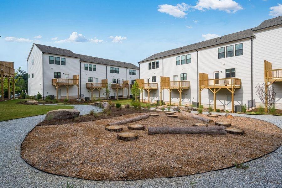 Community amenities in Rosewood Farm, Lawrenceville (Image 49).