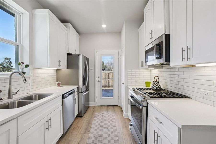 Furnished interior view inside a new home in Symmetry 37s, Frisco (Image 7).