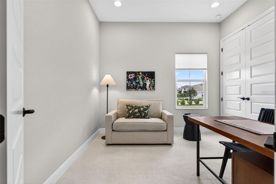 Furnished interior view inside a new home in , Venice (Image 52).