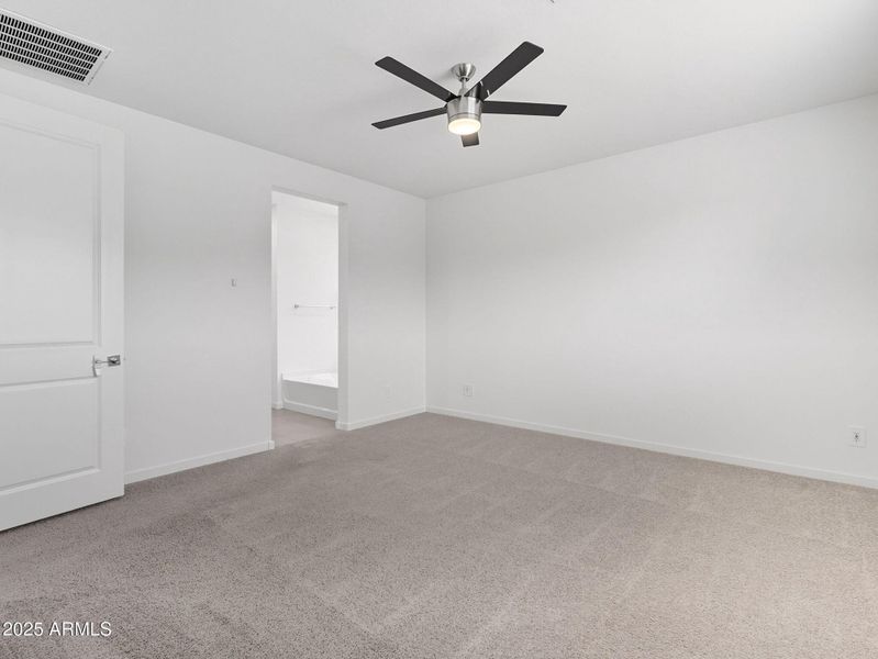 21-web-or-mls-Bee-21 21-web-or-mls-Bee-21