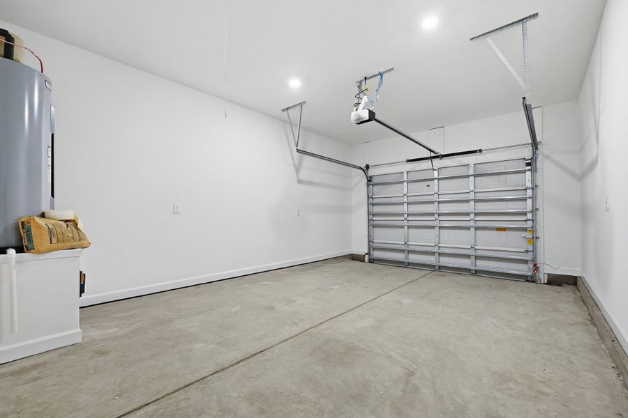 Spacious, unfurnished interior of a new home in Live Oak Cottages, Freeport (Image 35). Spacious, unfurnished interior of a new home in Live Oak Cottages, Freeport (Image 35).