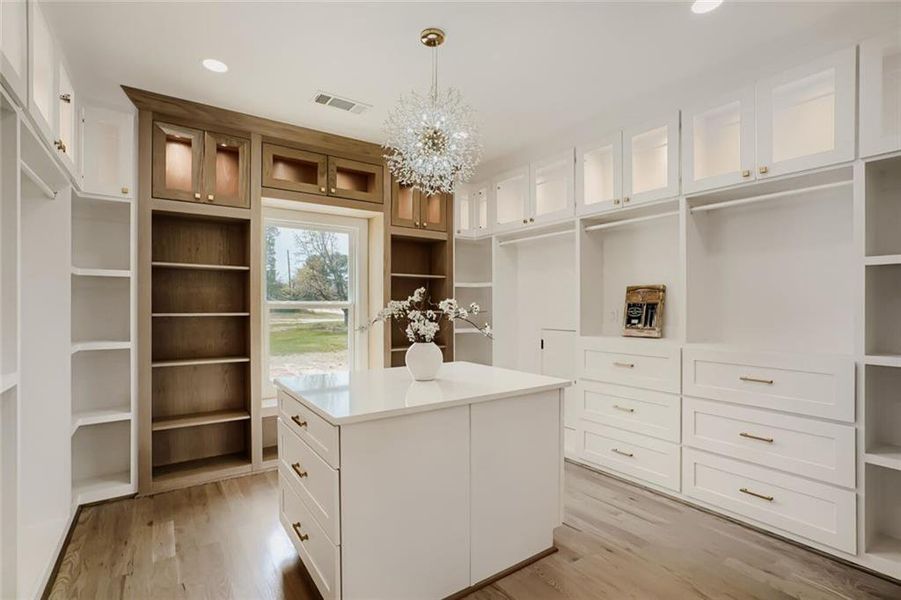 Furnished interior view inside a new home in , Grayson (Image 10).