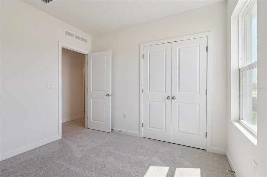 Spacious, unfurnished interior of a new home in Hamilton Bluff, Haines City (Image 21).