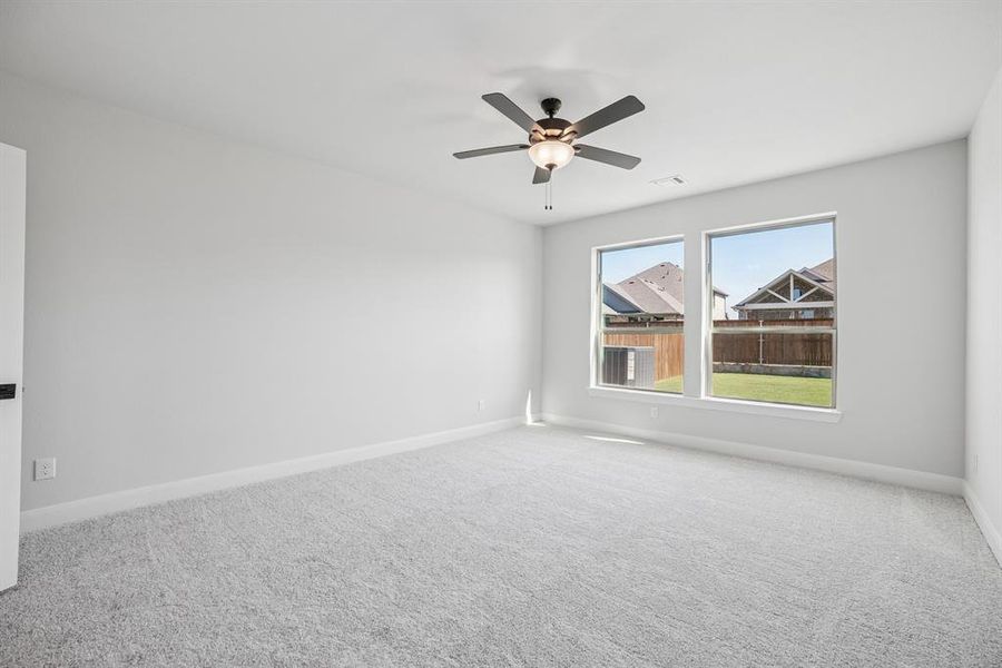 Spacious, unfurnished interior of a new home in Creekshaw – Classic, Royse City (Image 19). Spacious, unfurnished interior of a new home in Creekshaw – Classic, Royse City (Image 19).