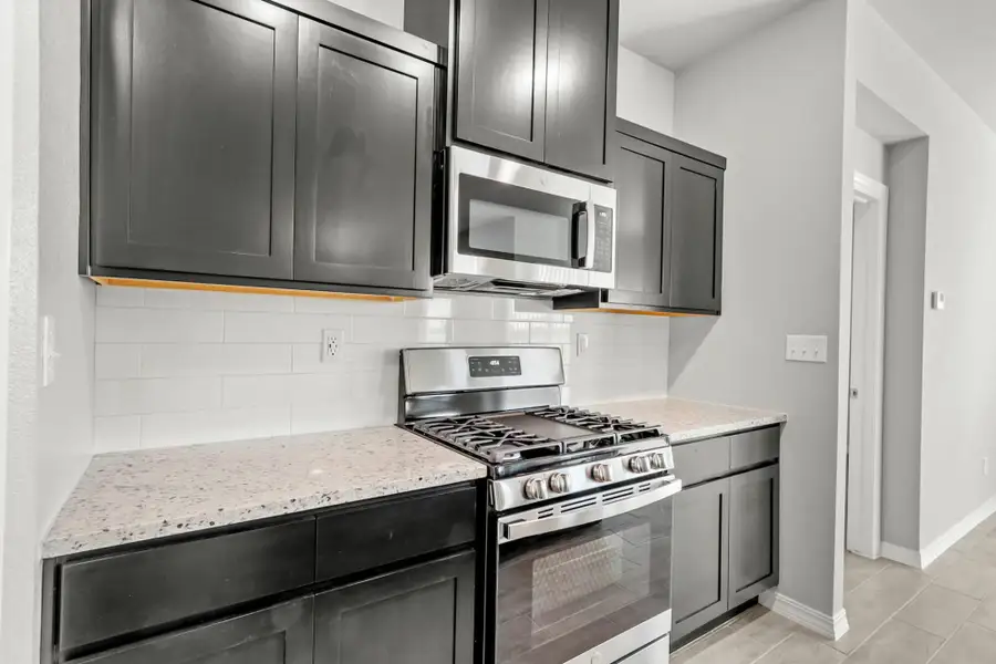 Representative furnished interior of a home built from the Prickly Pear by View Homes in Campo Del Sol, El Paso (Image 4).