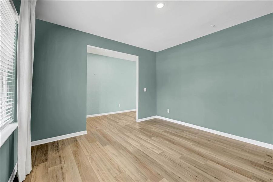 Spacious, unfurnished interior of a new home in Timber Ridge, Douglasville (Image 21).