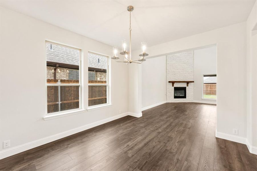 Spacious, unfurnished interior of a new home in Addison Hills, Cedar Hill (Image 26).