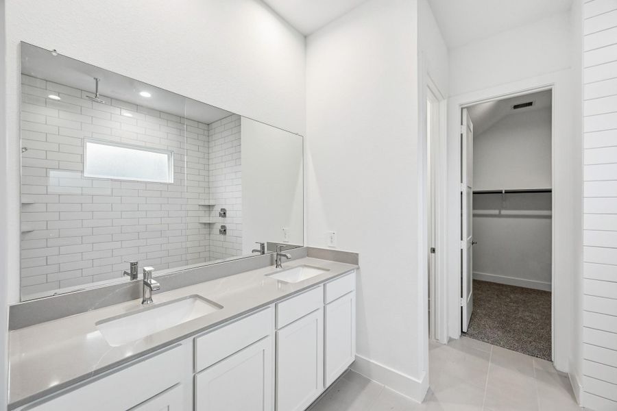 Furnished interior view inside a new home in Hills of Westlake, Conroe (Image 13).