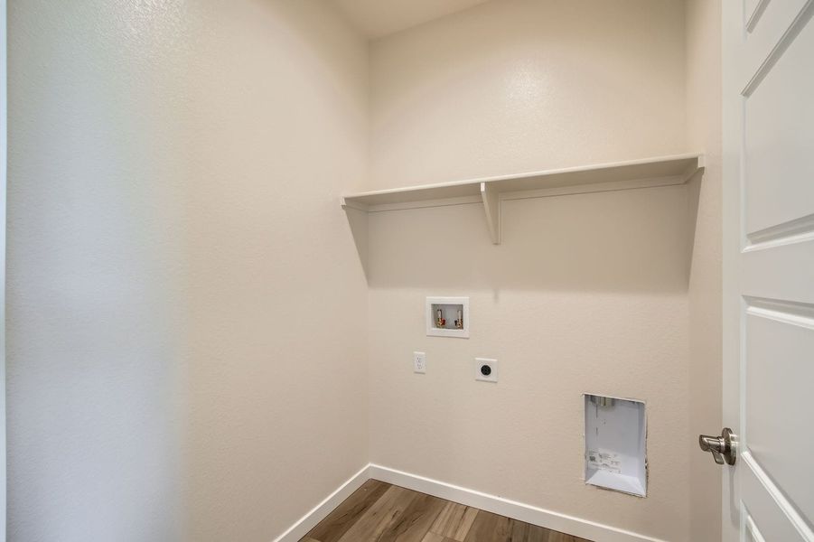 Representative unfurnished interior of a home built from the Pintail by View Homes in Buffalo Highlands – Commerce City, Commerce City (Image 23).