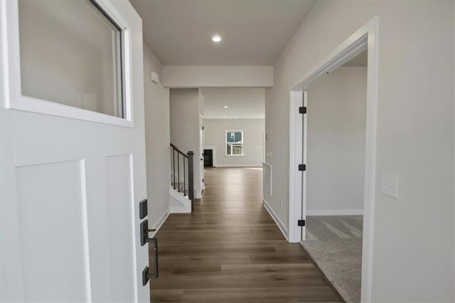 Spacious, unfurnished interior of a new home in Berkeley, Spartanburg (Image 9).