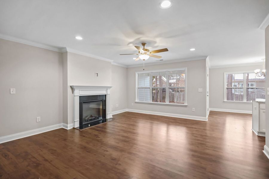 Spacious, unfurnished interior of a new home in Davenport Farms, Winterville (Image 17).