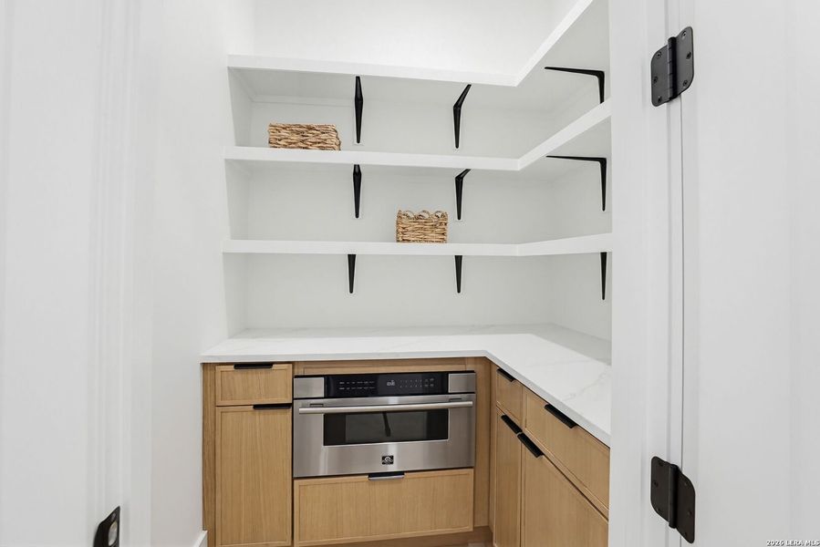 Furnished interior view inside a new home in , Boerne (Image 10).