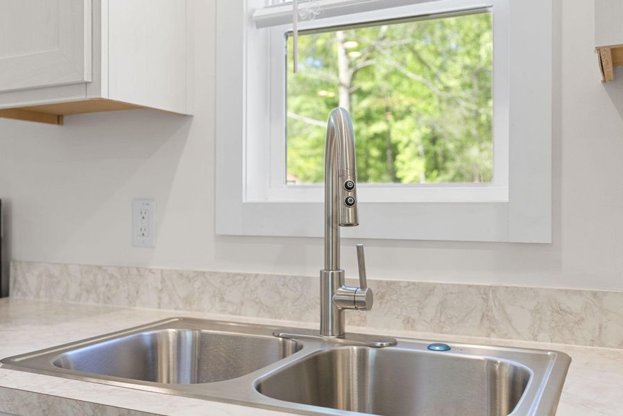Close-up of interior finishes inside a home in , Ravenel (Image 11).