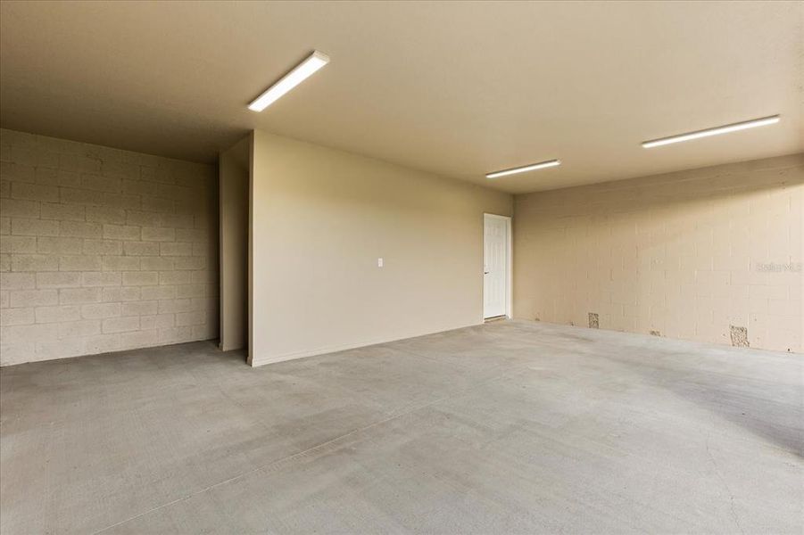 Spacious, unfurnished interior of a new home in , Clermont (Image 10). Spacious, unfurnished interior of a new home in , Clermont (Image 10).