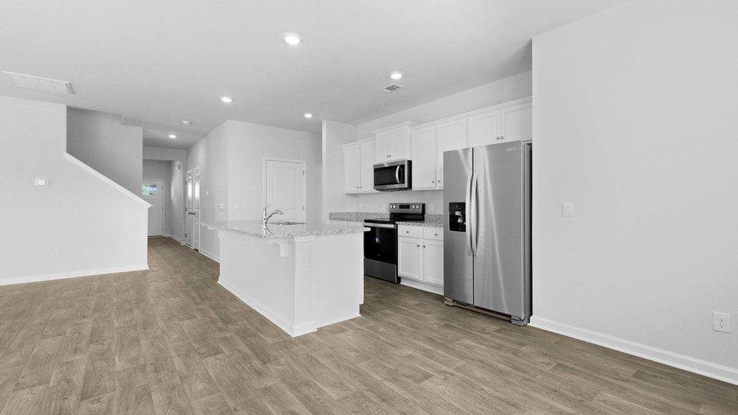 Representative unfurnished interior of a home built from the SALEM by D.R. Horton in Lakeview at Kitfield, Moncks Corner (Image 18).