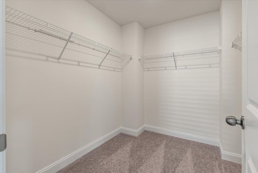 Spacious, unfurnished interior of a new home in The Landings at Montague, Goose Creek (Image 28).