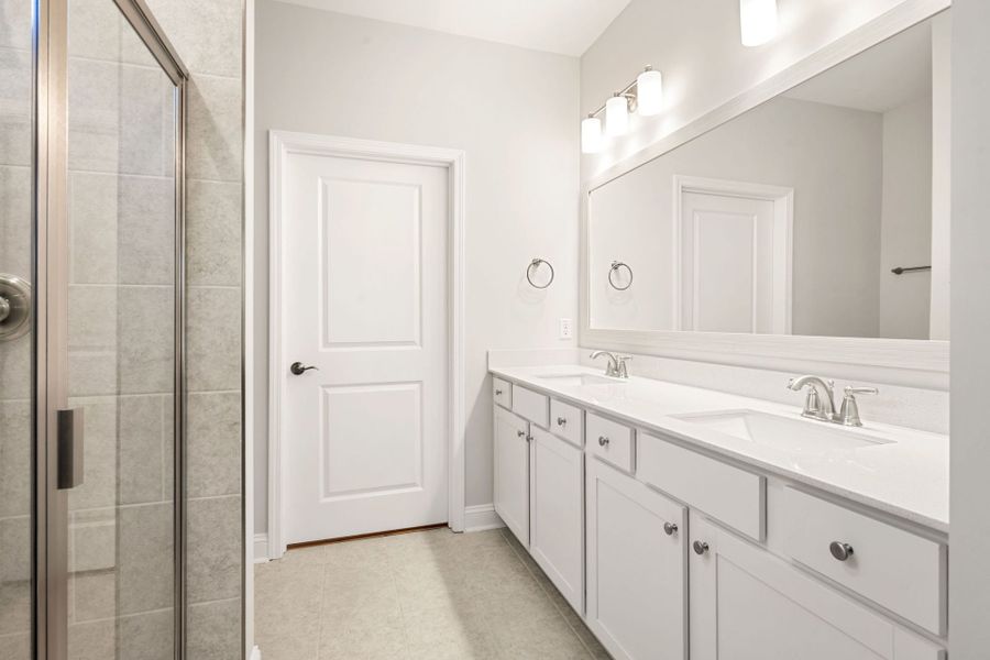 Furnished interior view inside a new home in Del Webb Savannah at Heartwood, Richmond Hill (Image 4).