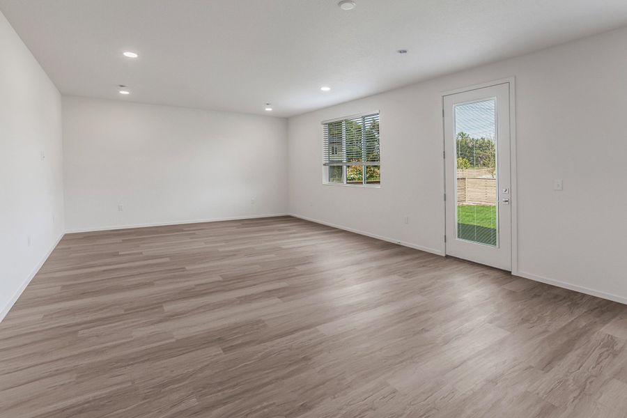 Spacious, unfurnished interior of a new home in Bloom, Fort Collins (Image 31).
