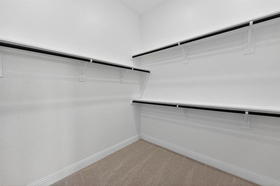 Spacious, unfurnished interior of a new home in Highland Crossing, Celina (Image 20).