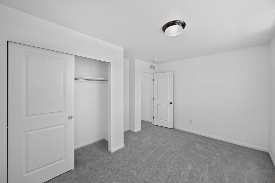 Spacious, unfurnished interior of a new home in Sky Ranch, Watkins (Image 20). Spacious, unfurnished interior of a new home in Sky Ranch, Watkins (Image 20).