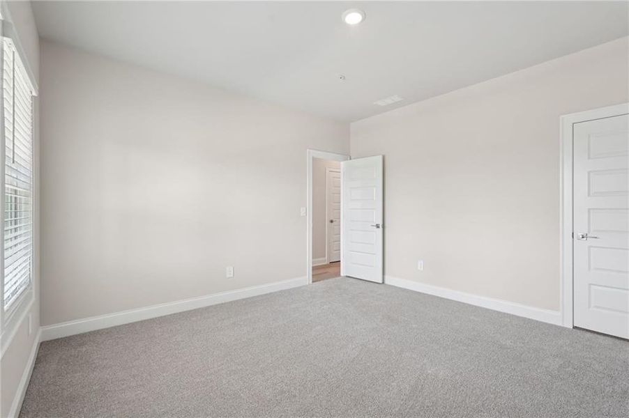 Spacious, unfurnished interior of a new home in , Cumming (Image 51).