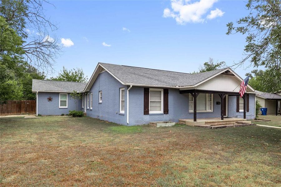 Image 34 of a home in . Image 34 of a home in .