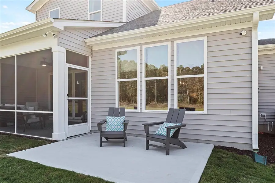 Representative exterior details of a home built from the The Chandler by RobuckHomes in Baylee Ridge, Selma (Image 54). Representative exterior details of a home built from the The Chandler by RobuckHomes in Baylee Ridge, Selma (Image 54).