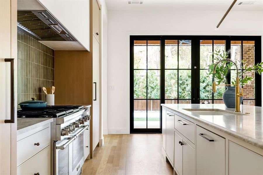 Furnished interior view inside a new home in , Dallas (Image 6). Furnished interior view inside a new home in , Dallas (Image 6).