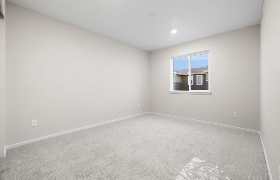 Spacious, unfurnished interior of a new home in Painted Prairie, Aurora (Image 22).