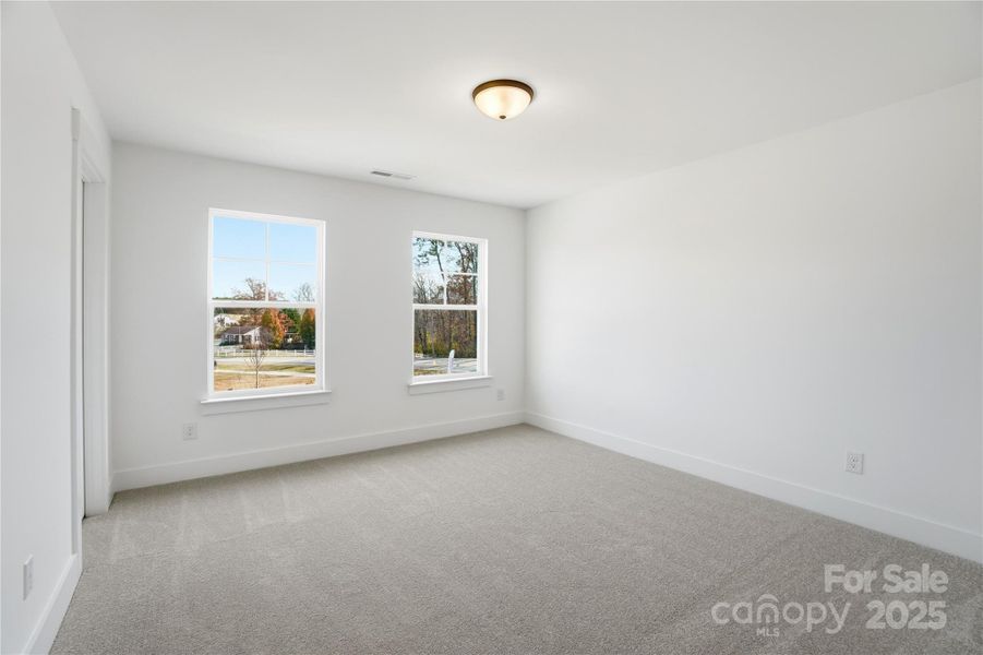 Spacious, unfurnished interior of a new home in Summerlin, Mooresville (Image 24).