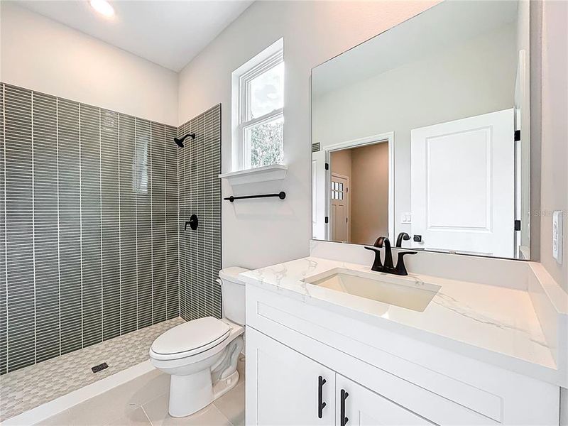 Furnished interior view inside a new home in , Eustis (Image 5).