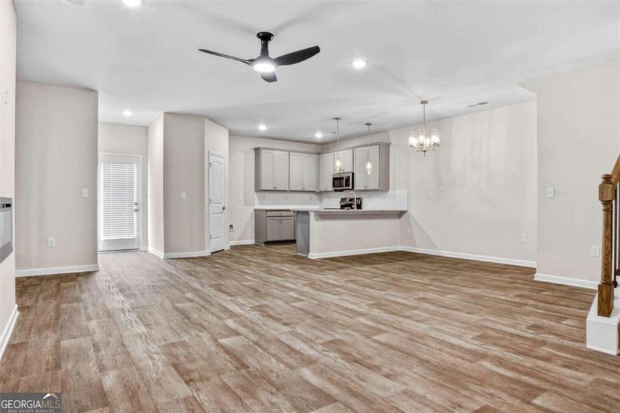 Spacious, unfurnished interior of a new home in Parkway James, Snellville (Image 12).
