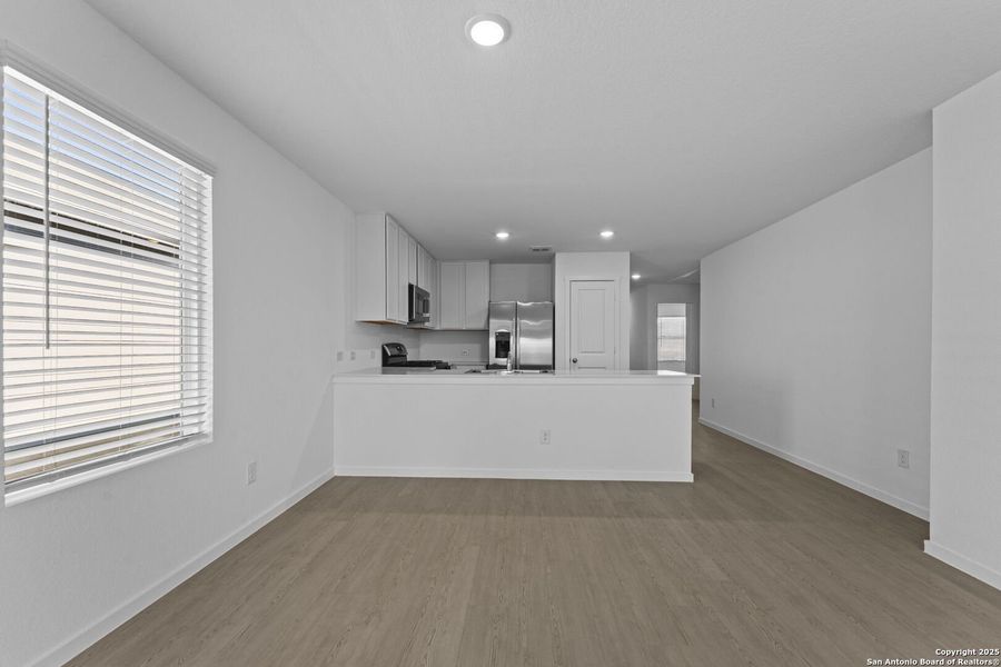 Furnished interior view inside a new home in Torian Village: Stonehill Collection, San Antonio (Image 5). Furnished interior view inside a new home in Torian Village: Stonehill Collection, San Antonio (Image 5).