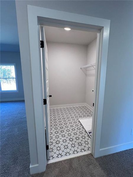 Spacious, unfurnished interior of a new home in , Jefferson (Image 28).