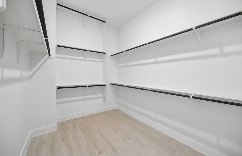 Representative unfurnished interior of a home built from the Ferris by Pulte Homes in Ryehill, Rosenberg (Image 22).