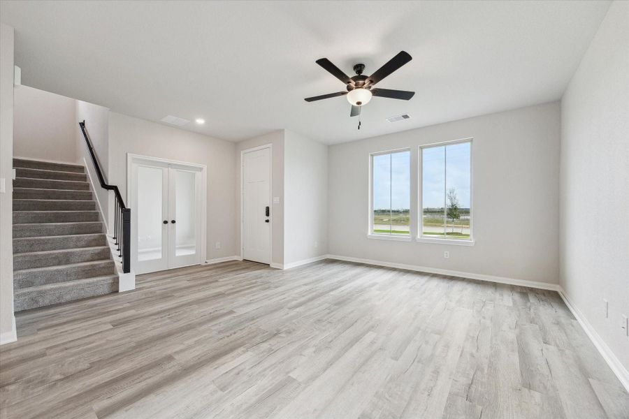 Spacious, unfurnished interior of a new home in Elyson, Katy (Image 14).