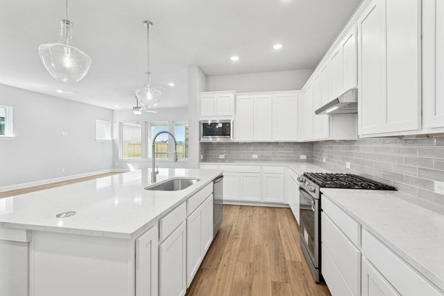 Furnished interior view inside a new home in Riceland 50’ Alley Load Homesites, Mont Belvieu (Image 8).