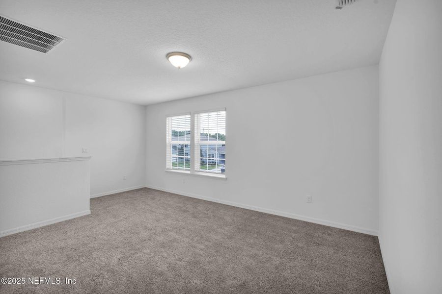 Spacious, unfurnished interior of a new home in Wells Landing, Jacksonville (Image 16). Spacious, unfurnished interior of a new home in Wells Landing, Jacksonville (Image 16).