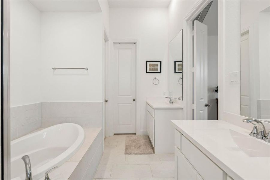 Furnished interior view inside a new home in Cottages of Celina, Celina (Image 27). Furnished interior view inside a new home in Cottages of Celina, Celina (Image 27).