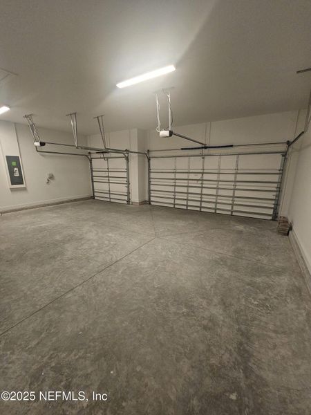 Spacious, unfurnished interior of a new home in , St. Johns (Image 22).