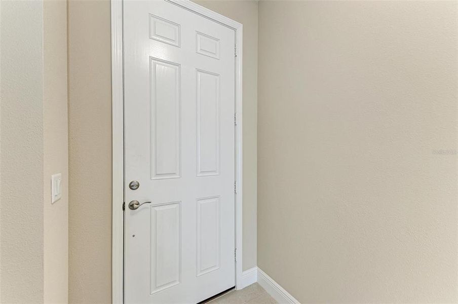Spacious, unfurnished interior of a new home in Watercolor Place, Bradenton (Image 20). Spacious, unfurnished interior of a new home in Watercolor Place, Bradenton (Image 20).