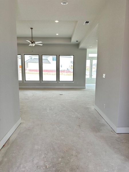 Family Room tom Entry Foyer Family Room tom Entry Foyer