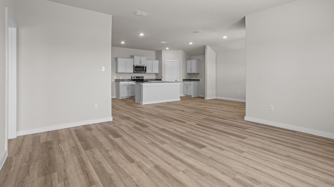 Representative unfurnished interior of a home built from the GLENDALE by D.R. Horton in Hampton Hills, Abilene (Image 12). Representative unfurnished interior of a home built from the GLENDALE by D.R. Horton in Hampton Hills, Abilene (Image 12).