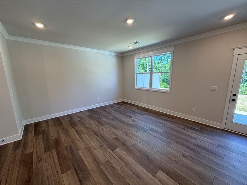 Spacious, unfurnished interior of a new home in Millstone at Mundy Mill, Gainesville (Image 23).