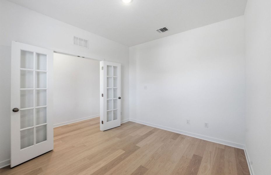 Spacious, unfurnished interior of a new home in La Cima, San Marcos (Image 38).